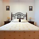 Galihost - Barral Meu Lar Apartment *