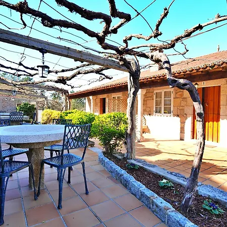 Apartamento Galihost - Barral Meu Lar *